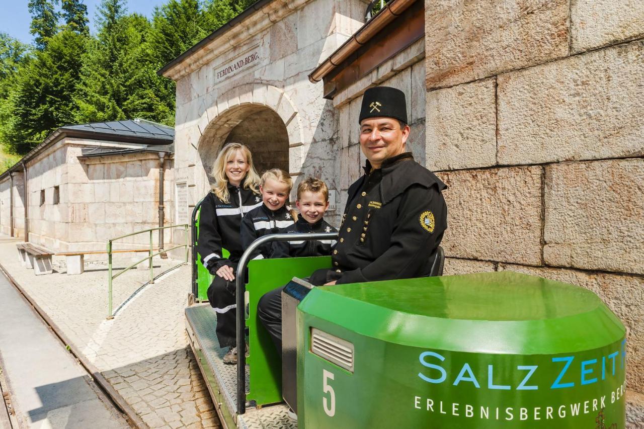 Home-Hotel Salzberg Berchtesgaden Extérieur photo The train